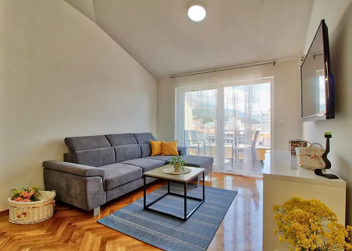 Sunny Apartment Marino Makarska